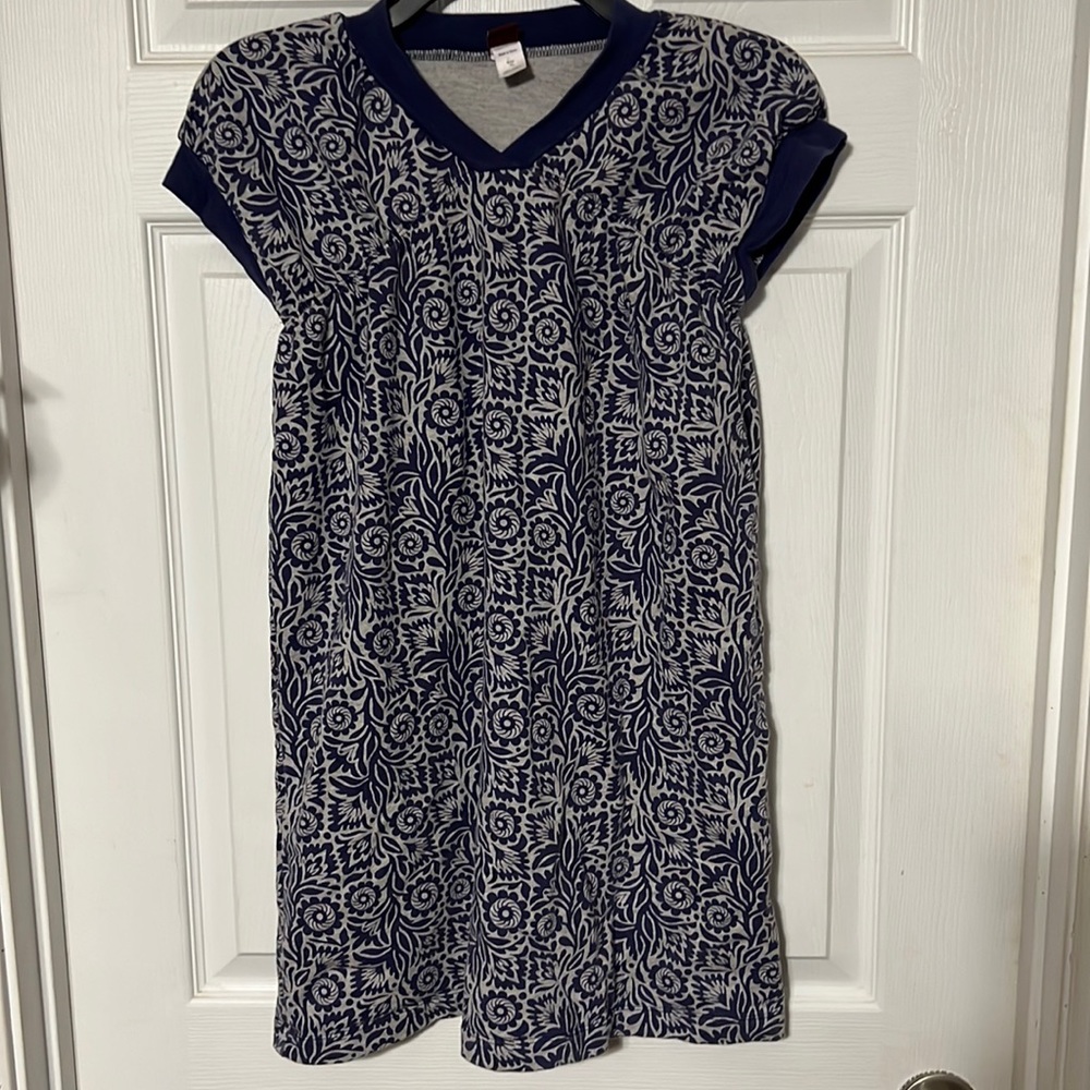 - 🌼 Tea dress size 12